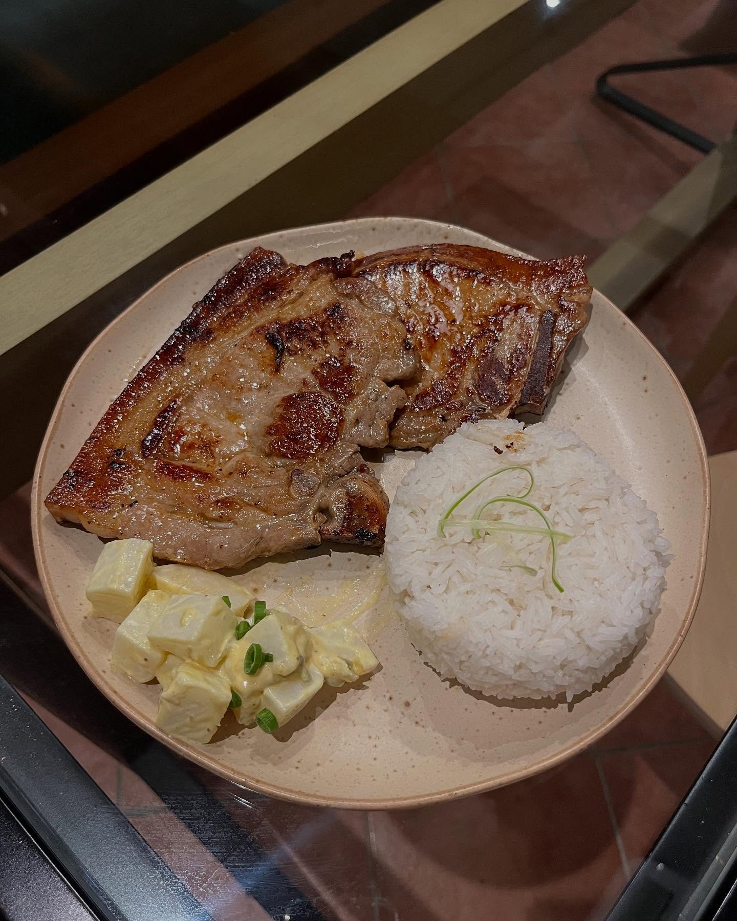 CACHE Coffee & Cocktails 1