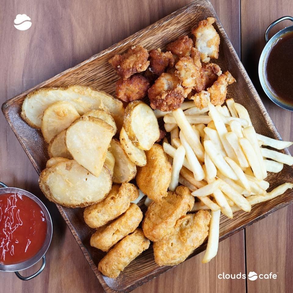 Cloudscafe Dolores Taytay 2