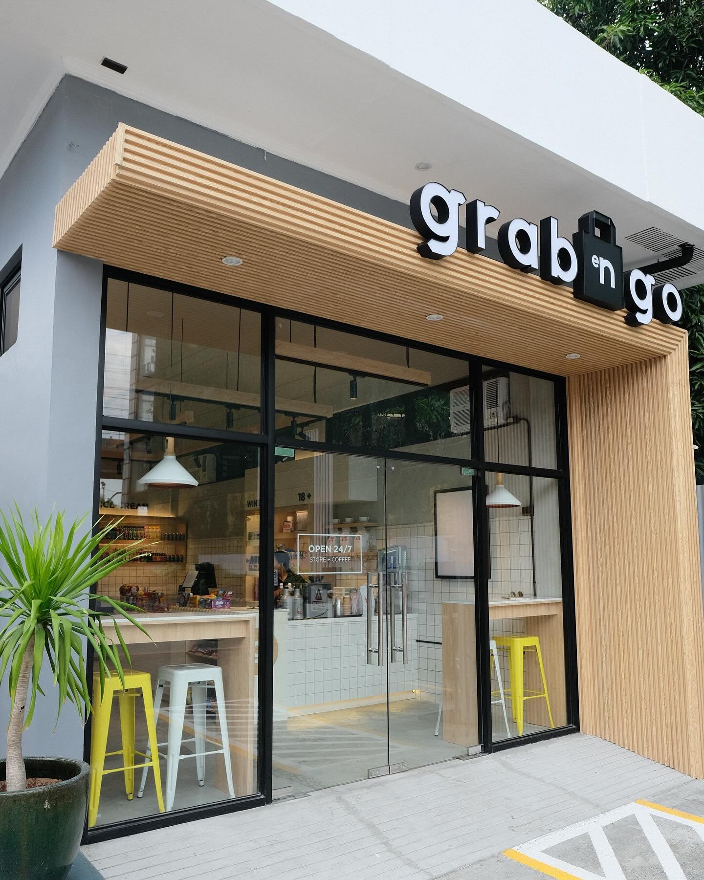Grabengo Store + Coffee (Makati) 1