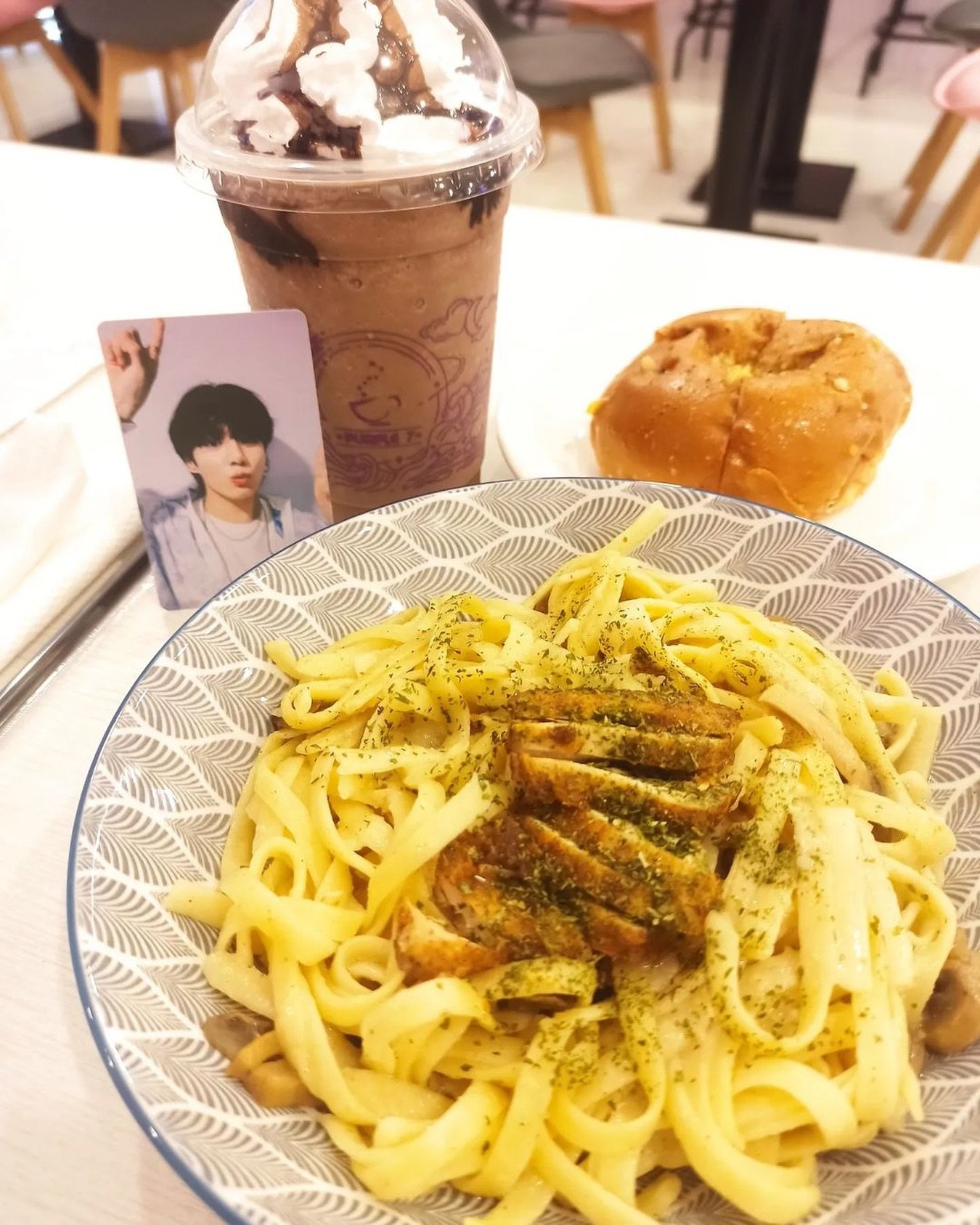 Purple 7 Cafe 3